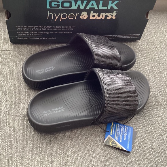 Skechers Women's Hyper Slide - Radiant Slide Sandals, size 8 - Picture 8 of 15